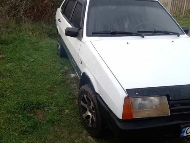 Белый ВАЗ 21099, объемом двигателя 1.5 л и пробегом 80 тыс. км за 1400 $, фото 3 на Automoto.ua