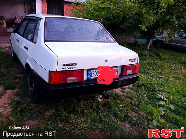 Белый ВАЗ 21099, объемом двигателя 1.5 л и пробегом 200 тыс. км за 1150 $, фото 5 на Automoto.ua
