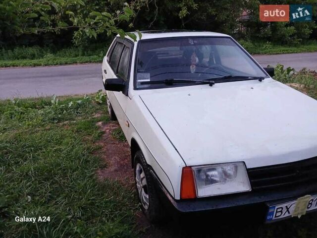 Белый ВАЗ 21099, объемом двигателя 1.5 л и пробегом 250 тыс. км за 1150 $, фото 4 на Automoto.ua