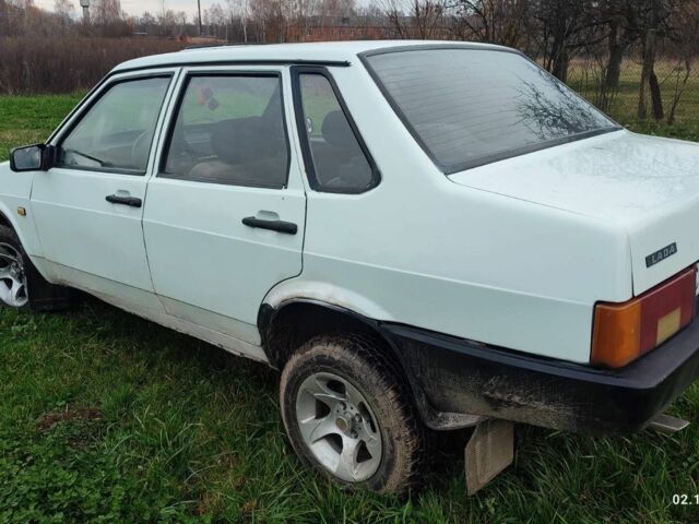 Белый ВАЗ 21099, объемом двигателя 1.5 л и пробегом 1 тыс. км за 850 $, фото 3 на Automoto.ua