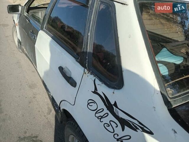 Белый ВАЗ 21099, объемом двигателя 1.6 л и пробегом 462 тыс. км за 605 $, фото 9 на Automoto.ua