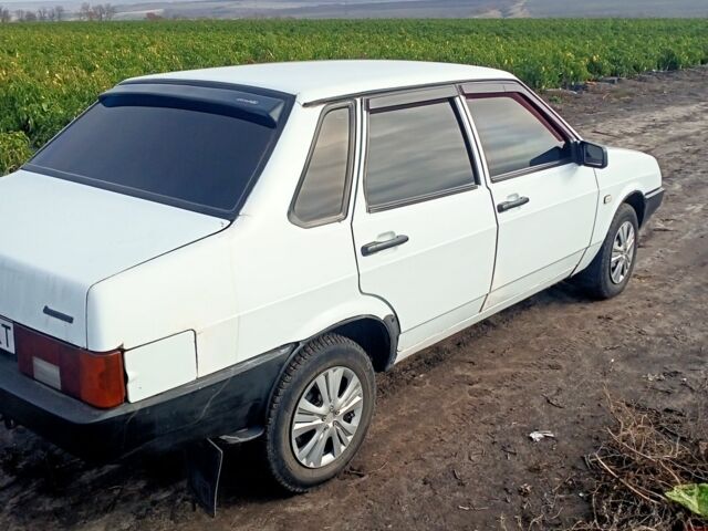 Білий ВАЗ 21099, об'ємом двигуна 1.5 л та пробігом 5 тис. км за 1350 $, фото 2 на Automoto.ua