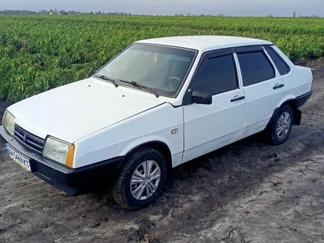 Білий ВАЗ 21099, об'ємом двигуна 1.5 л та пробігом 5 тис. км за 1350 $, фото 6 на Automoto.ua