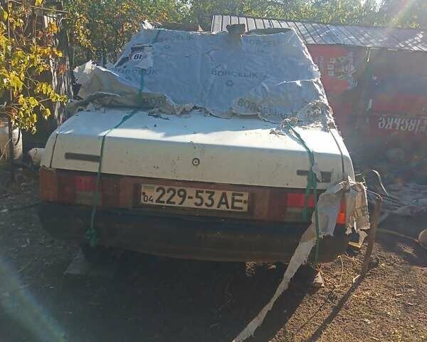 Білий ВАЗ 21099, об'ємом двигуна 0 л та пробігом 300 тис. км за 700 $, фото 2 на Automoto.ua