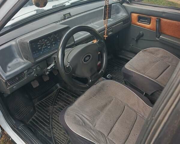 Білий ВАЗ 21099, об'ємом двигуна 1.3 л та пробігом 150 тис. км за 1000 $, фото 6 на Automoto.ua