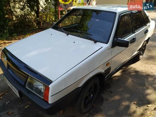 Білий ВАЗ 21099, об'ємом двигуна 1.5 л та пробігом 140 тис. км за 1800 $, фото 2 на Automoto.ua