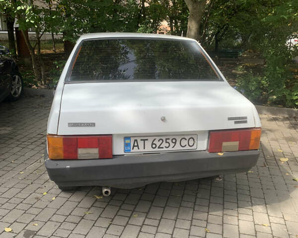 Белый ВАЗ 21099, объемом двигателя 1.45 л и пробегом 250 тыс. км за 700 $, фото 6 на Automoto.ua