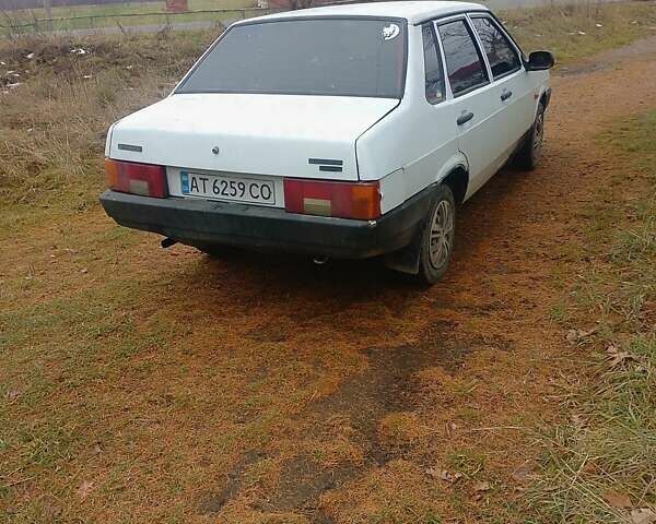 Білий ВАЗ 21099, об'ємом двигуна 1.45 л та пробігом 150 тис. км за 450 $, фото 1 на Automoto.ua