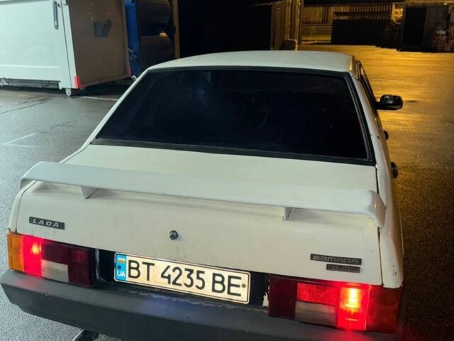 Белый ВАЗ 21099, объемом двигателя 1.5 л и пробегом 89 тыс. км за 780 $, фото 2 на Automoto.ua