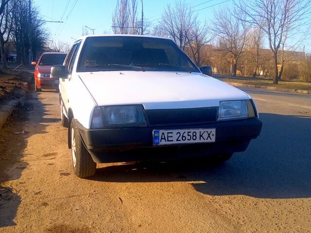 Белый ВАЗ 21099, объемом двигателя 1.5 л и пробегом 0 тыс. км за 1100 $, фото 1 на Automoto.ua