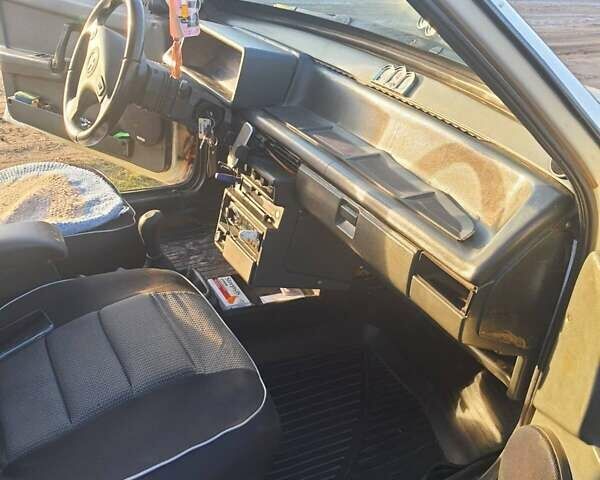 Белый ВАЗ 21099, объемом двигателя 1.5 л и пробегом 70 тыс. км за 1300 $, фото 7 на Automoto.ua