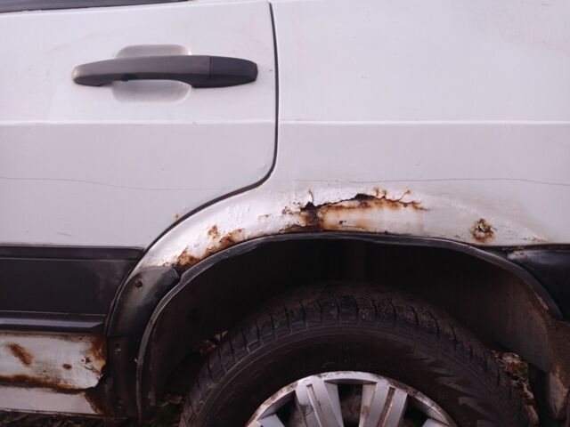 Белый ВАЗ 21099, объемом двигателя 1.5 л и пробегом 200 тыс. км за 807 $, фото 4 на Automoto.ua