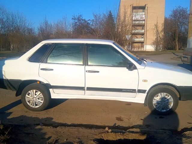 Белый ВАЗ 21099, объемом двигателя 1.5 л и пробегом 0 тыс. км за 1100 $, фото 2 на Automoto.ua