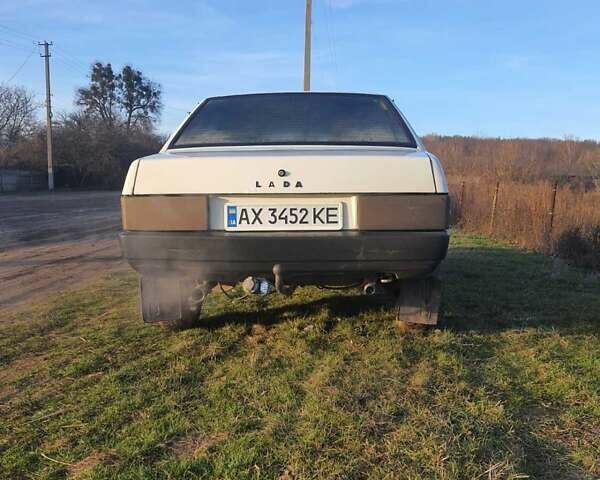 Белый ВАЗ 21099, объемом двигателя 1.5 л и пробегом 70 тыс. км за 1300 $, фото 4 на Automoto.ua