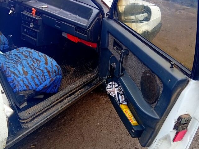 Білий ВАЗ 21099, об'ємом двигуна 1.6 л та пробігом 230 тис. км за 1000 $, фото 2 на Automoto.ua