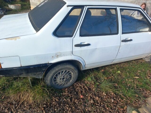 Белый ВАЗ 21099, объемом двигателя 0 л и пробегом 300 тыс. км за 500 $, фото 1 на Automoto.ua