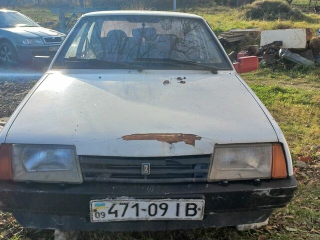 Белый ВАЗ 21099, объемом двигателя 0 л и пробегом 300 тыс. км за 500 $, фото 4 на Automoto.ua