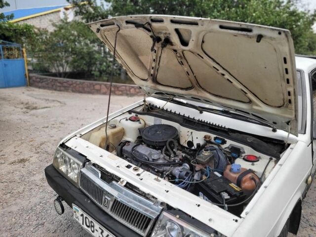 Белый ВАЗ 21099, объемом двигателя 1.5 л и пробегом 200 тыс. км за 913 $, фото 11 на Automoto.ua