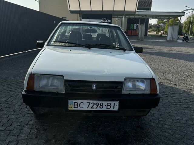Білий ВАЗ 21099, об'ємом двигуна 1.5 л та пробігом 97 тис. км за 1100 $, фото 3 на Automoto.ua