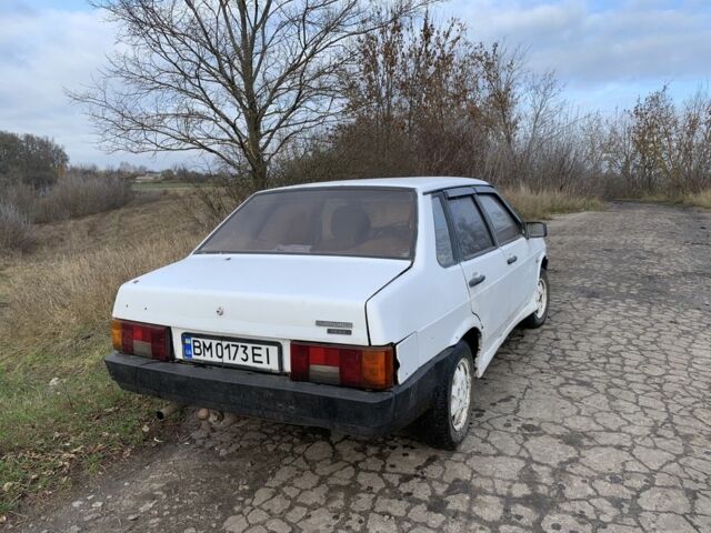 Белый ВАЗ 21099, объемом двигателя 1.5 л и пробегом 81 тыс. км за 950 $, фото 4 на Automoto.ua