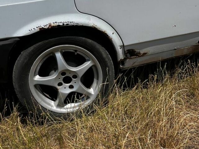 Белый ВАЗ 21099, объемом двигателя 1.5 л и пробегом 300 тыс. км за 850 $, фото 4 на Automoto.ua