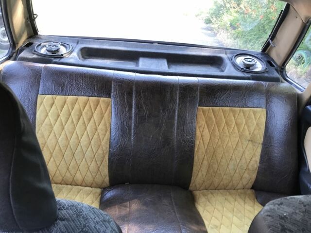 Белый ВАЗ 21099, объемом двигателя 1.5 л и пробегом 250 тыс. км за 945 $, фото 5 на Automoto.ua