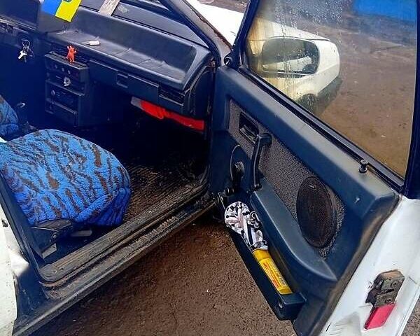 Білий ВАЗ 21099, об'ємом двигуна 1.6 л та пробігом 230 тис. км за 1000 $, фото 1 на Automoto.ua
