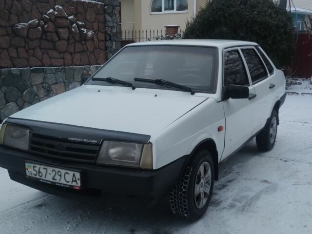Белый ВАЗ 21099, объемом двигателя 0 л и пробегом 170 тыс. км за 650 $, фото 3 на Automoto.ua