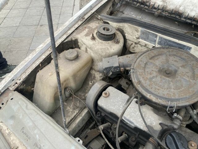 Белый ВАЗ 21099, объемом двигателя 1.5 л и пробегом 300 тыс. км за 400 $, фото 5 на Automoto.ua