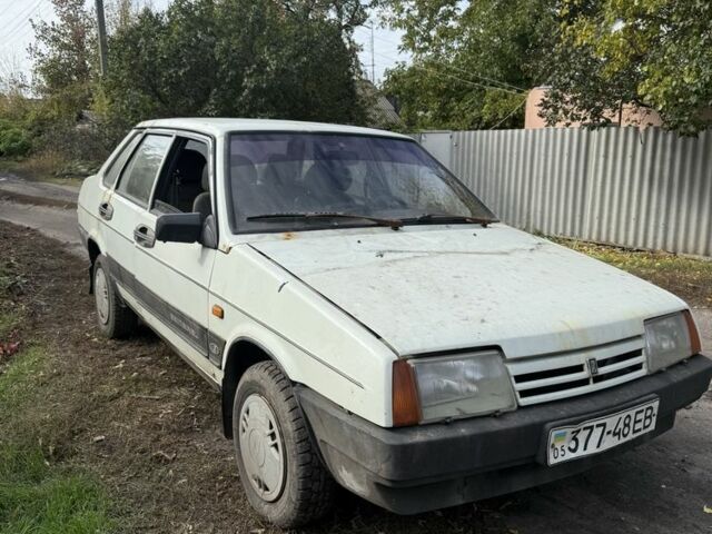 Білий ВАЗ 21099, об'ємом двигуна 1.5 л та пробігом 180 тис. км за 359 $, фото 1 на Automoto.ua