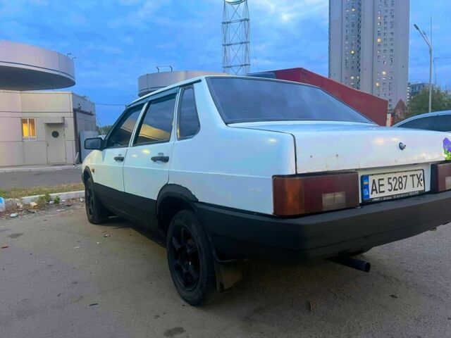 Белый ВАЗ 21099, объемом двигателя 1.5 л и пробегом 200 тыс. км за 1350 $, фото 5 на Automoto.ua