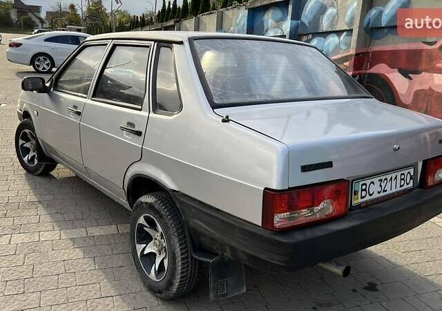 Белый ВАЗ 21099, объемом двигателя 1.5 л и пробегом 130 тыс. км за 1300 $, фото 4 на Automoto.ua