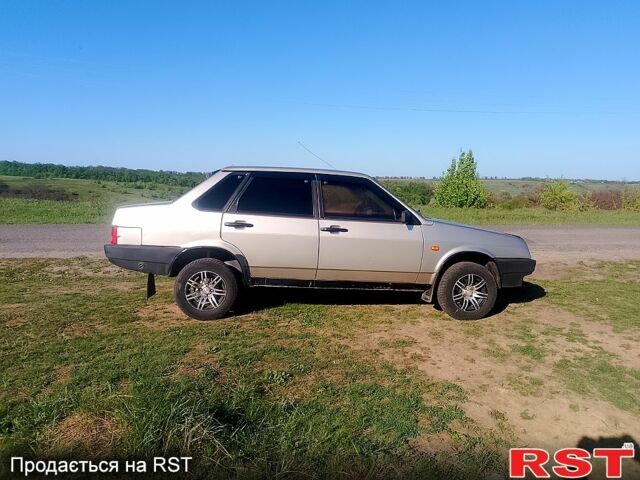 Белый ВАЗ 21099, объемом двигателя 1.5 л и пробегом 0 тыс. км за 1900 $, фото 3 на Automoto.ua