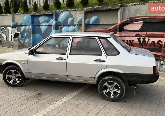 Белый ВАЗ 21099, объемом двигателя 1.5 л и пробегом 130 тыс. км за 1300 $, фото 9 на Automoto.ua