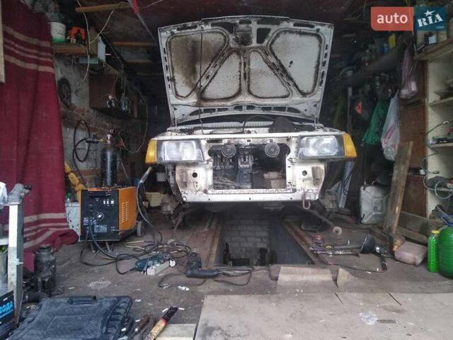 Белый ВАЗ 21099, объемом двигателя 1.5 л и пробегом 200 тыс. км за 600 $, фото 1 на Automoto.ua