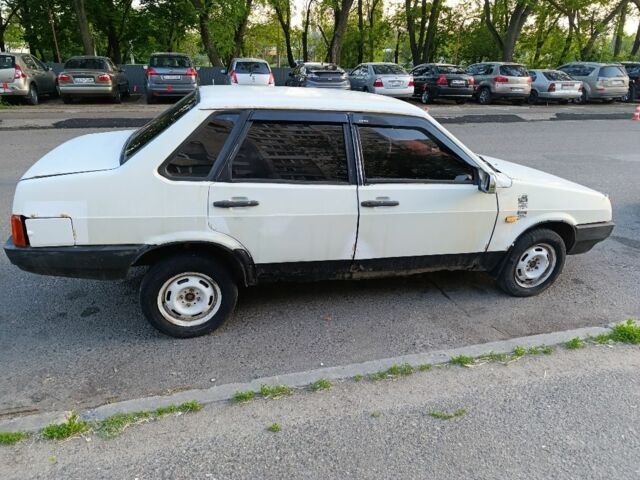 Білий ВАЗ 21099, об'ємом двигуна 0 л та пробігом 332 тис. км за 500 $, фото 3 на Automoto.ua