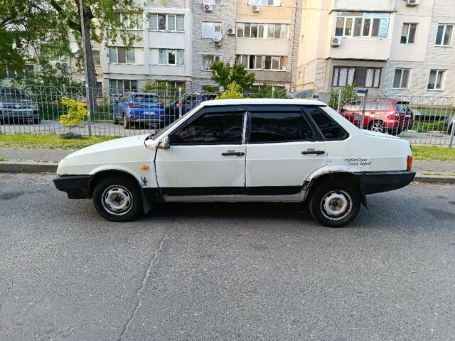 Білий ВАЗ 21099, об'ємом двигуна 0 л та пробігом 332 тис. км за 500 $, фото 1 на Automoto.ua