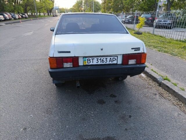 Білий ВАЗ 21099, об'ємом двигуна 0 л та пробігом 332 тис. км за 500 $, фото 2 на Automoto.ua