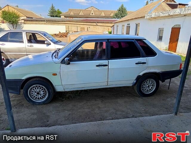 Белый ВАЗ 21099, объемом двигателя 1.5 л и пробегом 0 тыс. км за 900 $, фото 1 на Automoto.ua