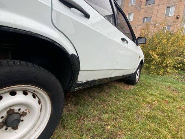 Белый ВАЗ 21099, объемом двигателя 1.5 л и пробегом 3 тыс. км за 888 $, фото 7 на Automoto.ua