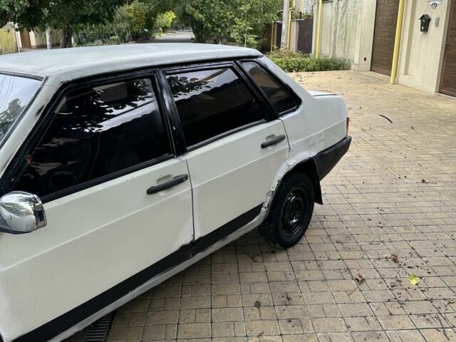 Білий ВАЗ 21099, об'ємом двигуна 1.5 л та пробігом 168 тис. км за 700 $, фото 1 на Automoto.ua