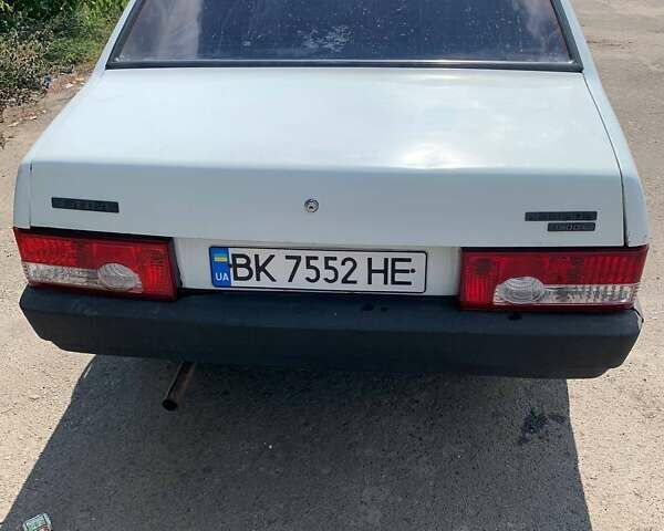 Білий ВАЗ 21099, об'ємом двигуна 1.5 л та пробігом 122 тис. км за 1500 $, фото 3 на Automoto.ua