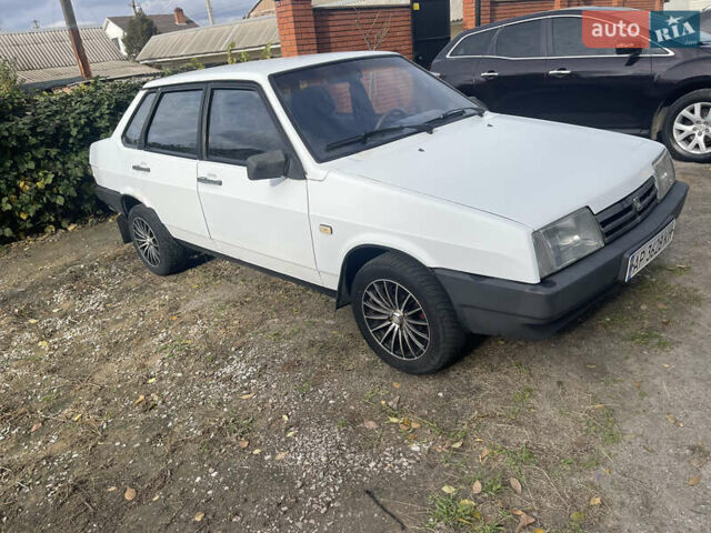 Білий ВАЗ 21099, об'ємом двигуна 1.5 л та пробігом 91 тис. км за 1800 $, фото 2 на Automoto.ua
