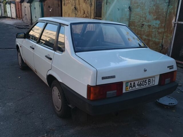 Білий ВАЗ 21099, об'ємом двигуна 0 л та пробігом 150 тис. км за 1198 $, фото 2 на Automoto.ua