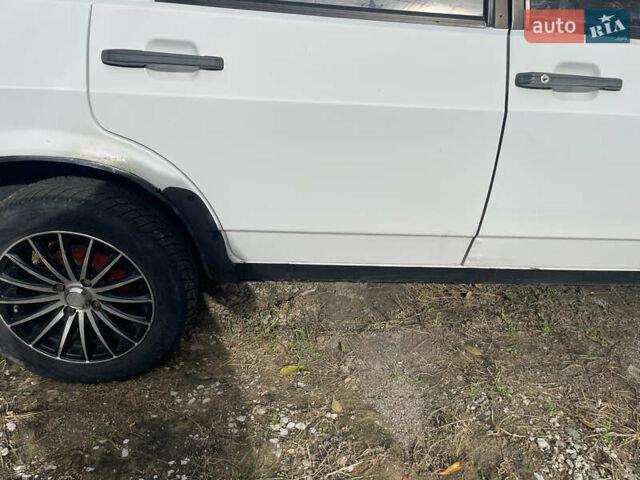 Білий ВАЗ 21099, об'ємом двигуна 1.5 л та пробігом 91 тис. км за 1800 $, фото 3 на Automoto.ua