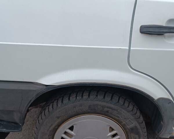 Белый ВАЗ 21099, объемом двигателя 1.5 л и пробегом 136 тыс. км за 1200 $, фото 5 на Automoto.ua