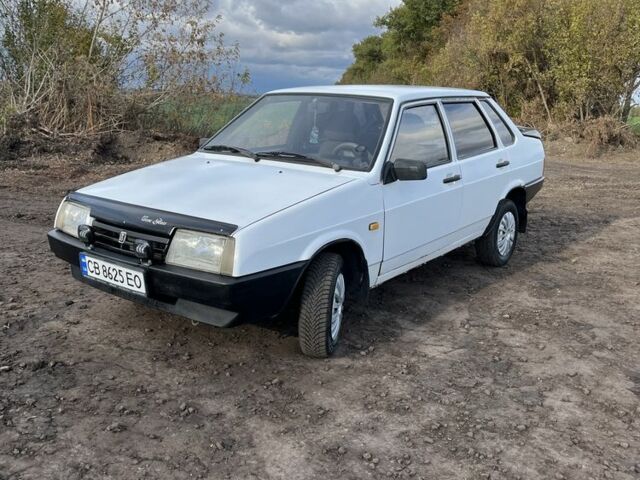 Белый ВАЗ 21099, объемом двигателя 1.5 л и пробегом 3 тыс. км за 1250 $, фото 3 на Automoto.ua