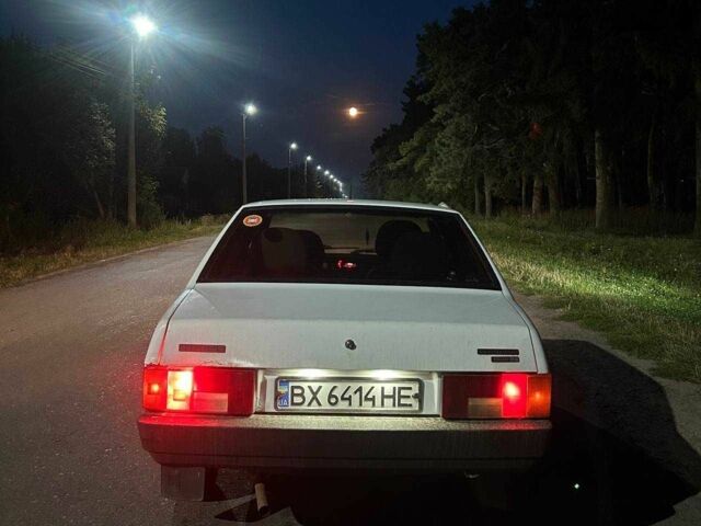 Белый ВАЗ 21099, объемом двигателя 0 л и пробегом 252 тыс. км за 1350 $, фото 3 на Automoto.ua