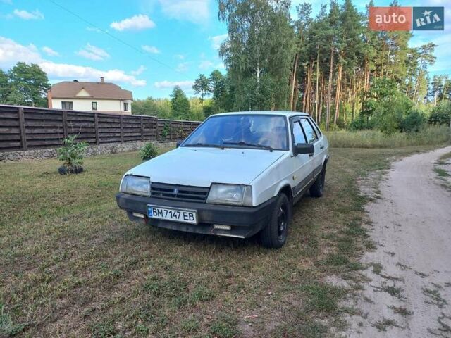 Белый ВАЗ 21099, объемом двигателя 1.5 л и пробегом 203 тыс. км за 1050 $, фото 3 на Automoto.ua