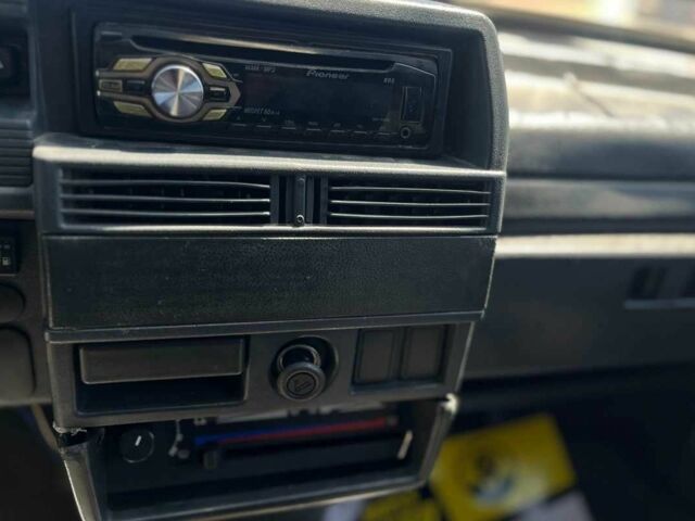 Белый ВАЗ 21099, объемом двигателя 1.5 л и пробегом 79 тыс. км за 999 $, фото 15 на Automoto.ua